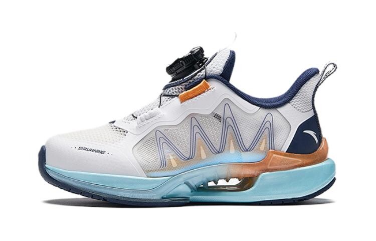 Кроссовки детские Chasing Wind 6.0 PS Low-top ANTA белые/новые чернильно-синие Anta Kids, синий
Кроссовки детские Chasing Wind 6.0 PS Low-top ANTA белые/новые чернильно-синие Anta Kids, синий