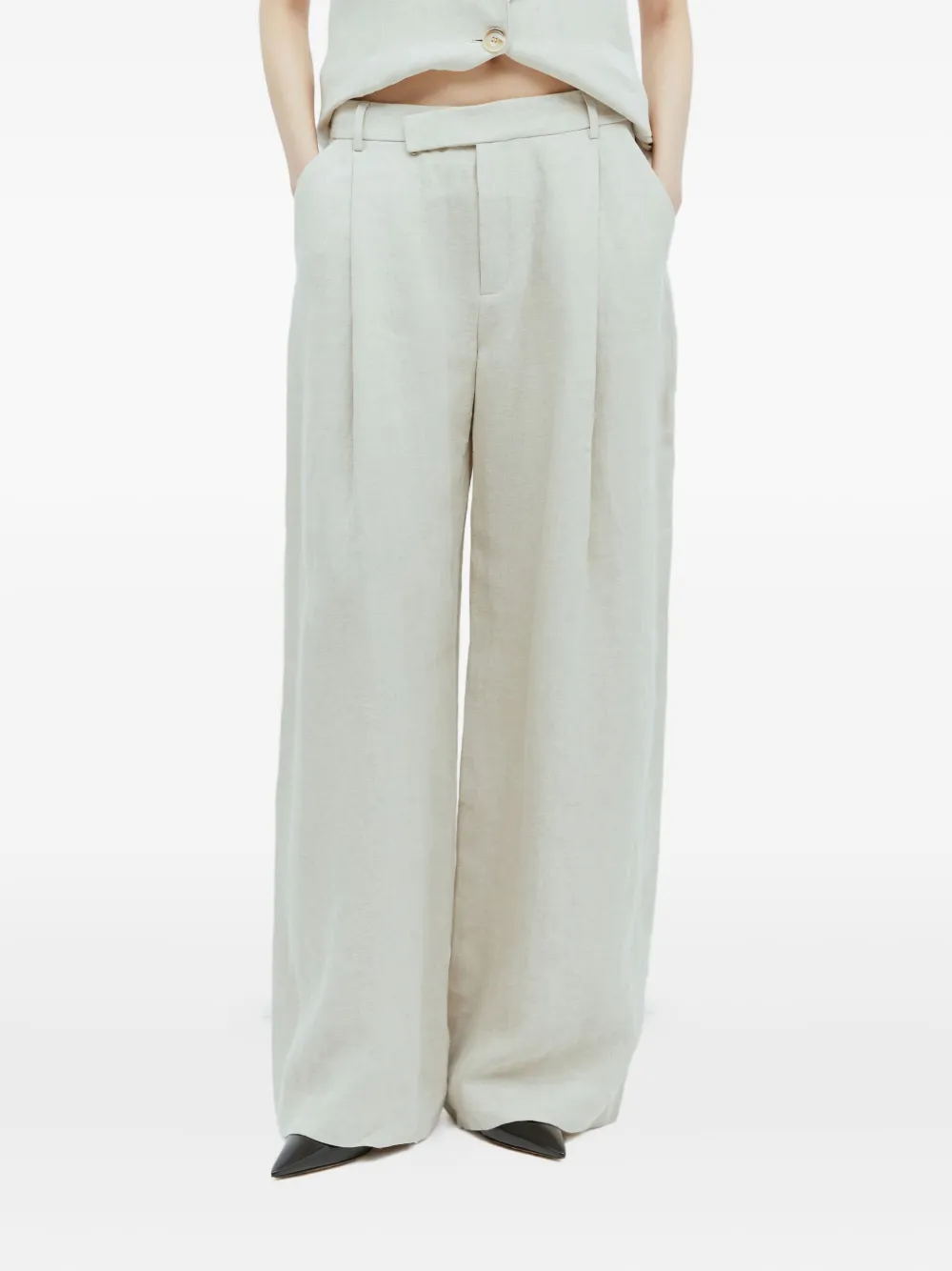 Брюки строгого кроя St. Agni, нейтральный
Брюки строгого кроя St. Agni, нейтральный