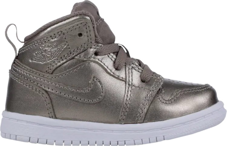 Кроссовки Air Jordan 1 Mid SE TD Sepia Stone, серый
Кроссовки Air Jordan 1 Mid SE TD Sepia Stone, серый