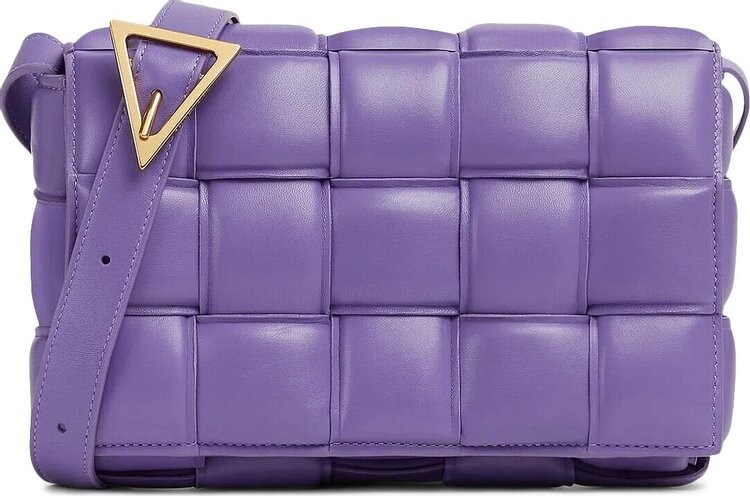 Сумка Bottega Veneta Padded Cassette Bag Purple/Gold, фиолетовый
Сумка Bottega Veneta Padded Cassette Bag Purple/Gold, фиолетовый