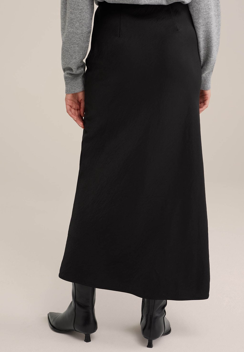 Юбка макси WE STUDIO WE Fashion, черный
Юбка макси WE STUDIO WE Fashion, черный