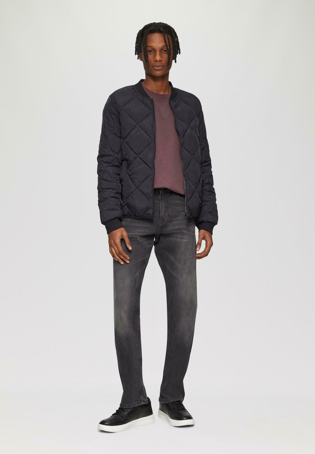 Футболка с принтом QS, фиолетовый
Футболка с принтом QS, фиолетовый