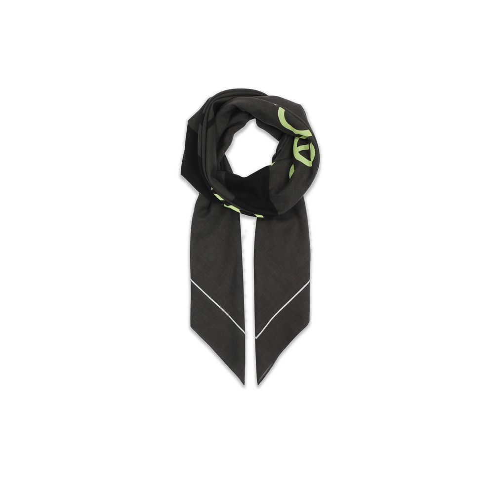 Черный шарф из органического хлопка Calvin Klein
Черный шарф из органического хлопка Calvin Klein