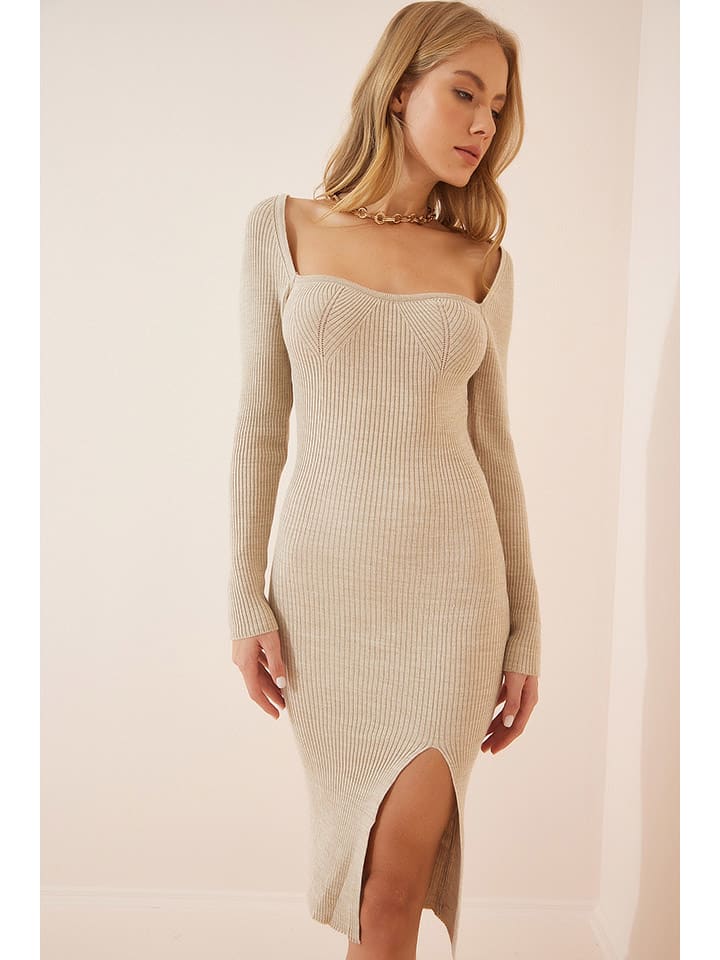 Платье до колена Happiness Istanbul, кремовый
Платье до колена Happiness Istanbul, кремовый