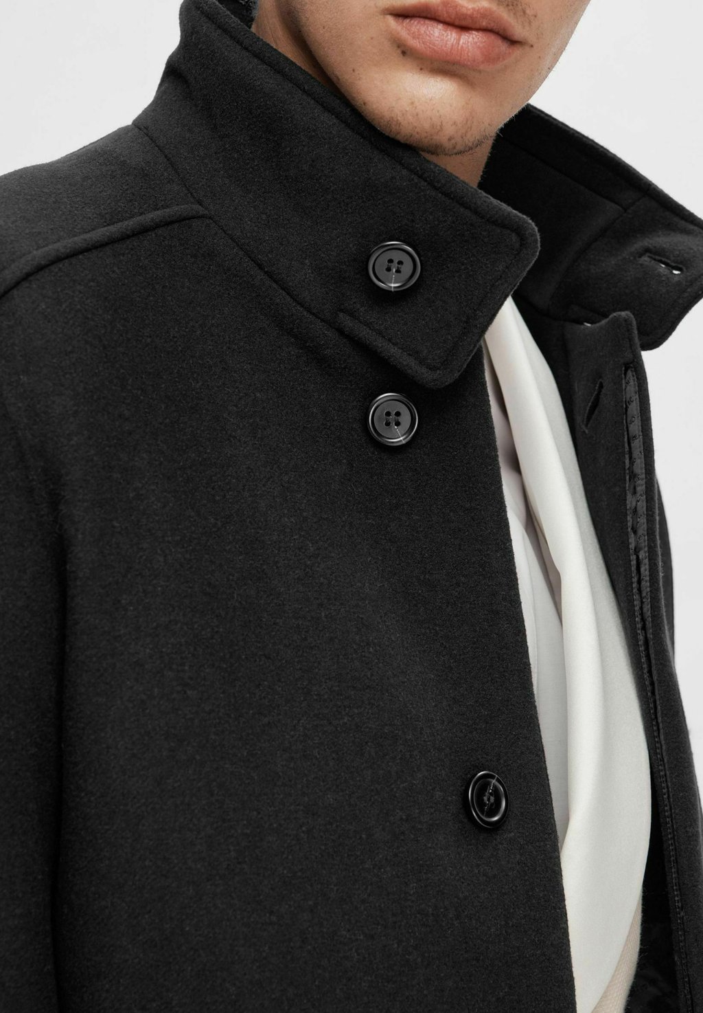 Классическое пальто REUBEN Selected Homme, черный
Классическое пальто REUBEN Selected Homme, черный