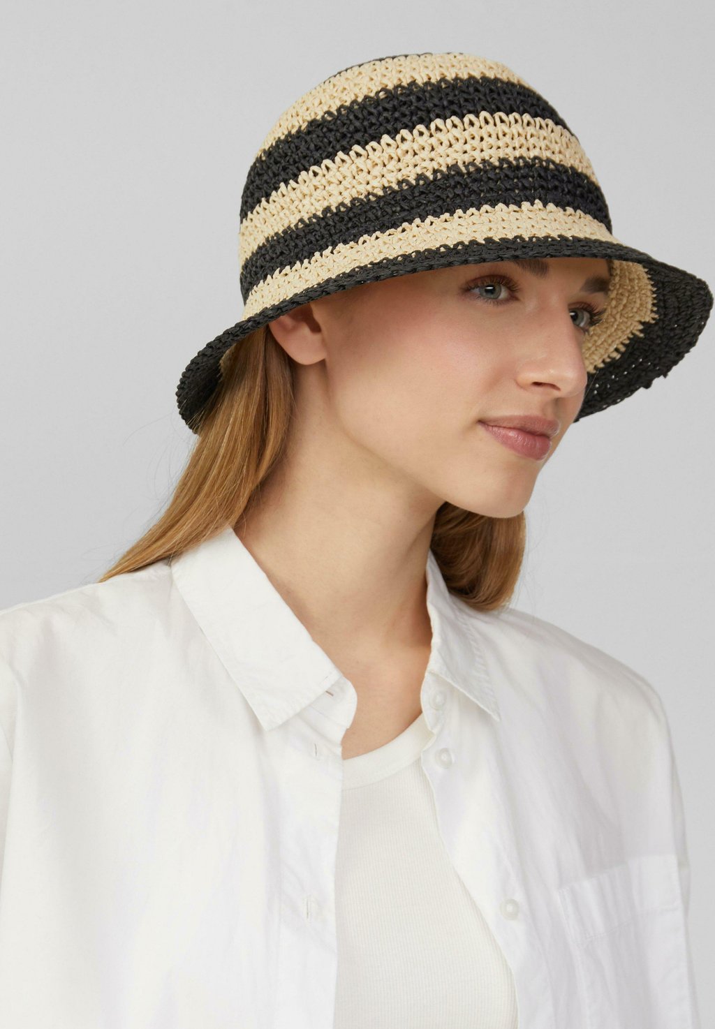 Шляпа s.Oliver, черный
Шляпа s.Oliver, черный