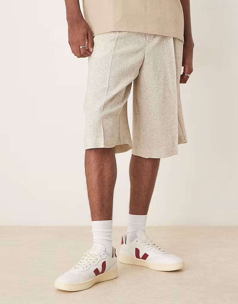 Элегантные свободные шорты-бермуды ASOS DESIGN с кремовой текстурой
Элегантные свободные шорты-бермуды ASOS DESIGN с кремовой текстурой