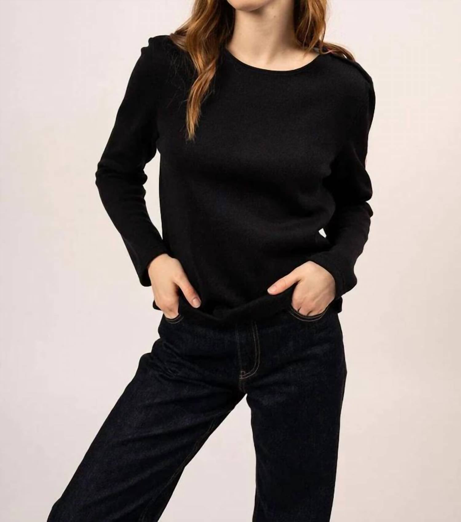 Топ Donville темно-синего цвета с пуговицами SAINT JAMES
Топ Donville темно-синего цвета с пуговицами SAINT JAMES