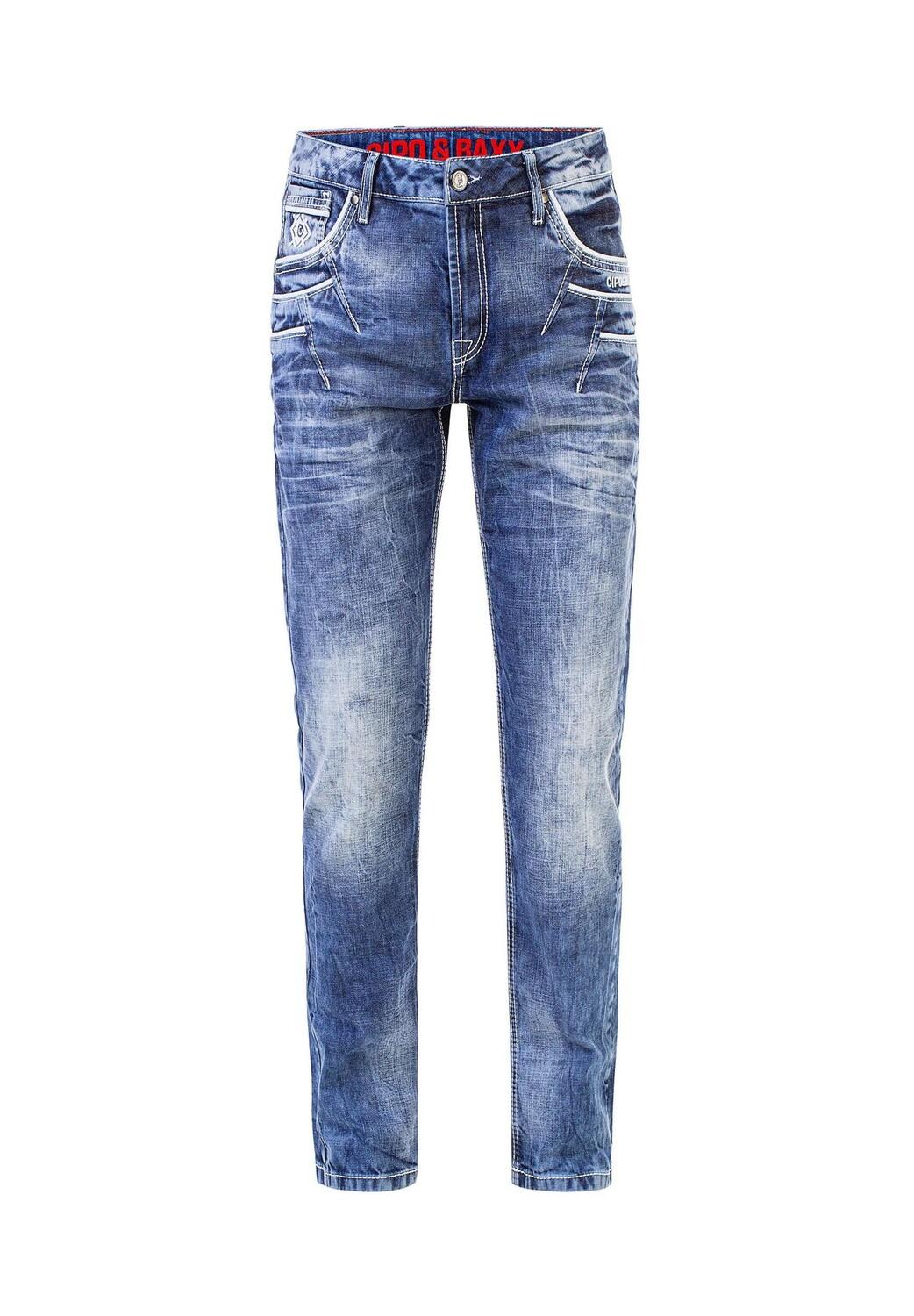 ДЖИНСЫ с модными декоративными элементами CIPO & BAXX, синий
ДЖИНСЫ с модными декоративными элементами CIPO & BAXX, синий