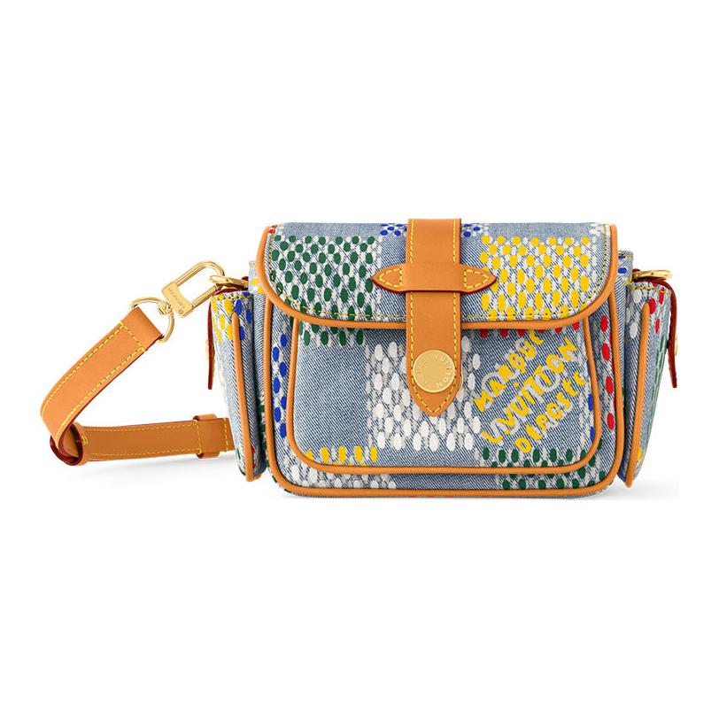 LOUIS VUITTON Сумка через плечо
LOUIS VUITTON Сумка через плечо