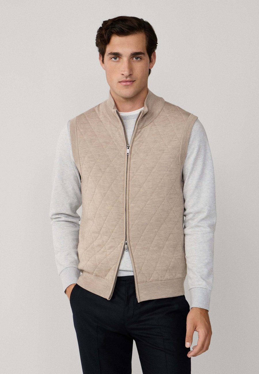Куртка Hackett London Waistcoat, Malt Beige/Beige
Куртка Hackett London Waistcoat, Malt Beige/Beige