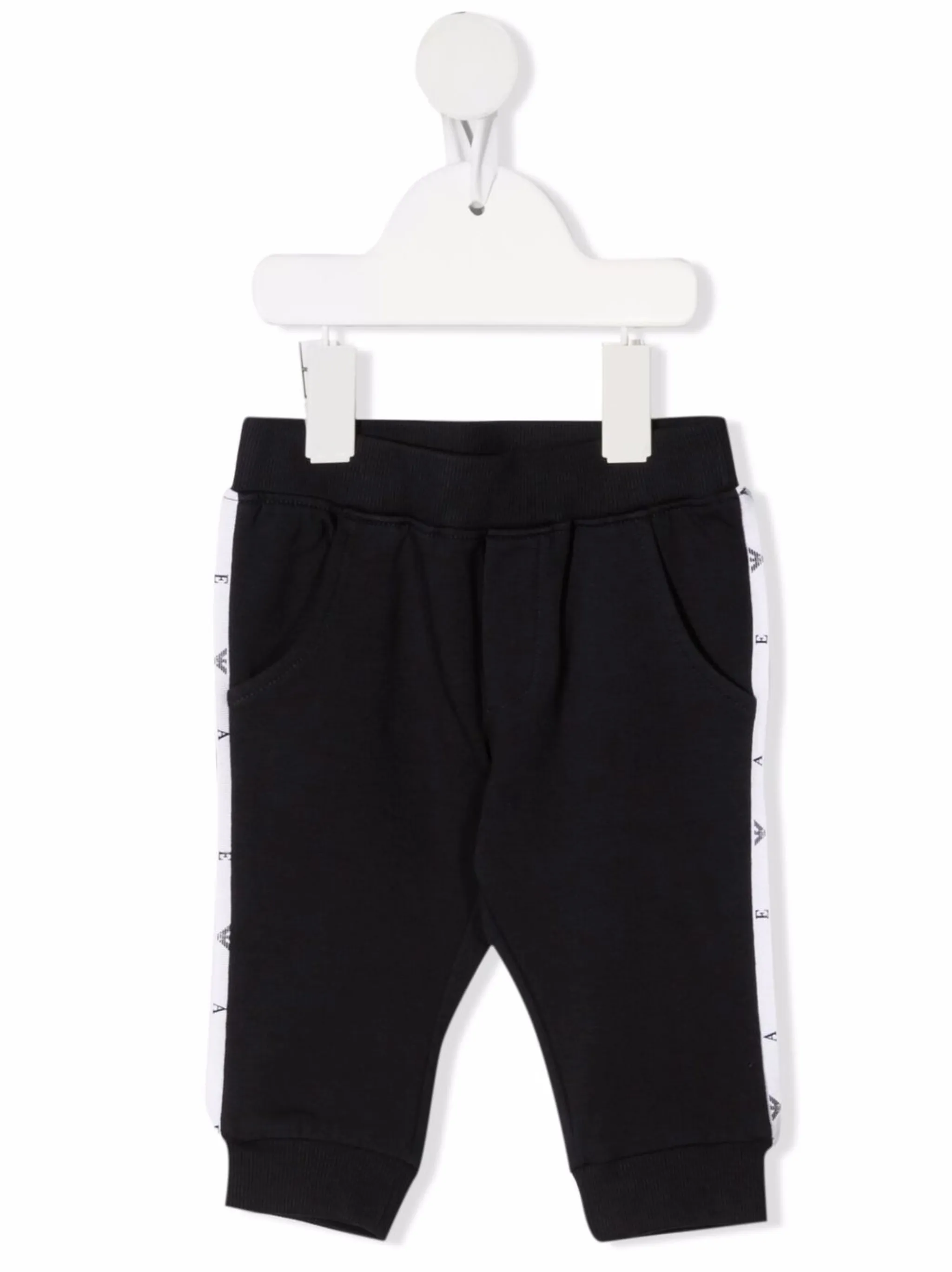 Спортивные брюки с логотипами на лампасах Emporio Armani Kids, синий
Спортивные брюки с логотипами на лампасах Emporio Armani Kids, синий