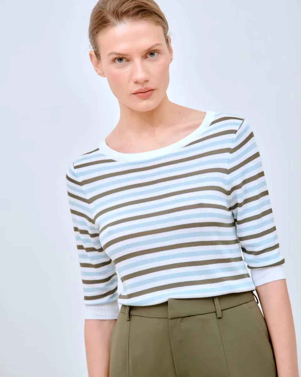 Женский полосатый свитер с французскими рукавами Lasserre, зеленый
Женский полосатый свитер с французскими рукавами Lasserre, зеленый