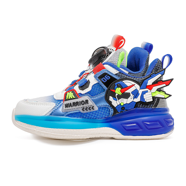 Детские кроссовки Mid-Top WARRIOR, синий/черный/белый
Детские кроссовки Mid-Top WARRIOR, синий/черный/белый