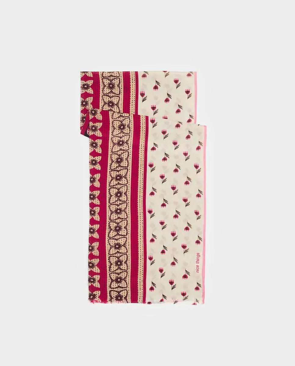 Женский шарф с цветочным принтом Nice Things, розовый
Женский шарф с цветочным принтом Nice Things, розовый