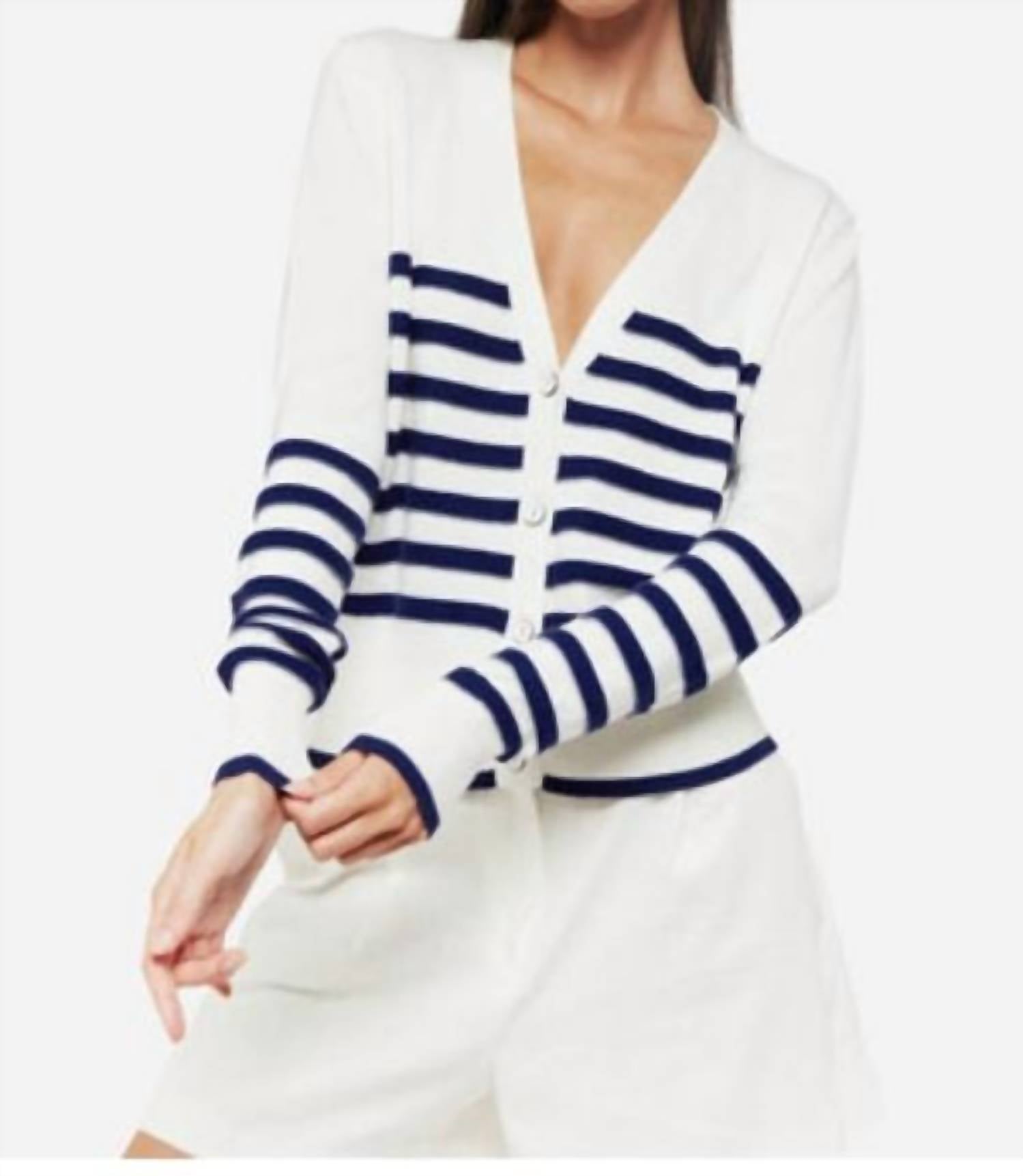 Кардиган Brynn Stripe в цвете Ice Water/Majolica Blue Brodie Cashmere, цвет ice water/ majolica blue
Кардиган Brynn Stripe в цвете Ice Water/Majolica Blue Brodie Cashmere, цвет ice water/ majolica blue