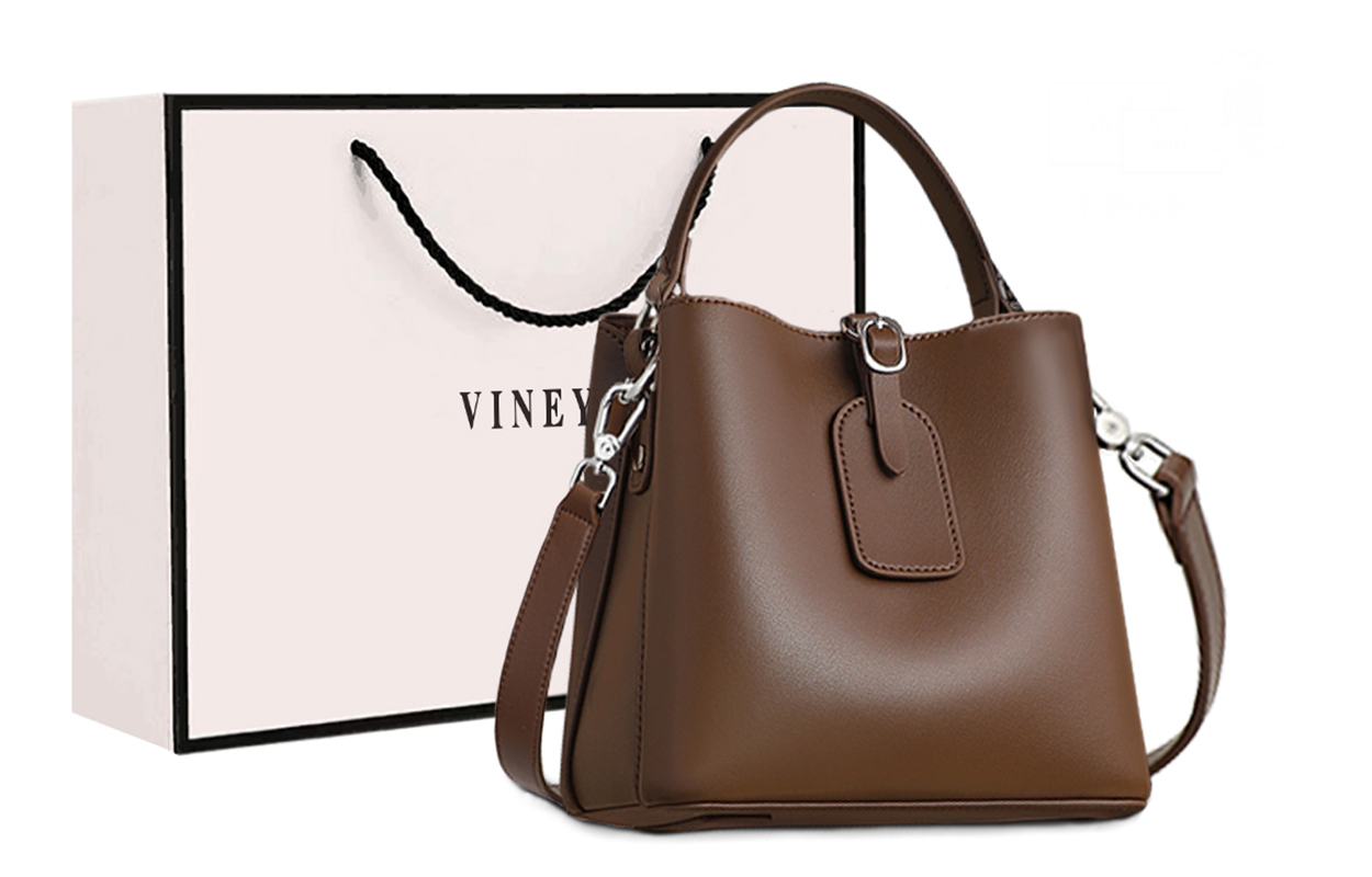 Кожаная ведерка сумка через плечо кросс-боди большая женская кофейная VINEY, золотисто-коричневая
Кожаная ведерка сумка через плечо кросс-боди большая женская кофейная VINEY, золотисто-коричневая