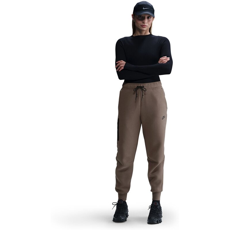 Спортивные брюки из спортивного технологического флиса со средней посадкой Nike, мультиколор
Спортивные брюки из спортивного технологического флиса со средней посадкой Nike, мультиколор