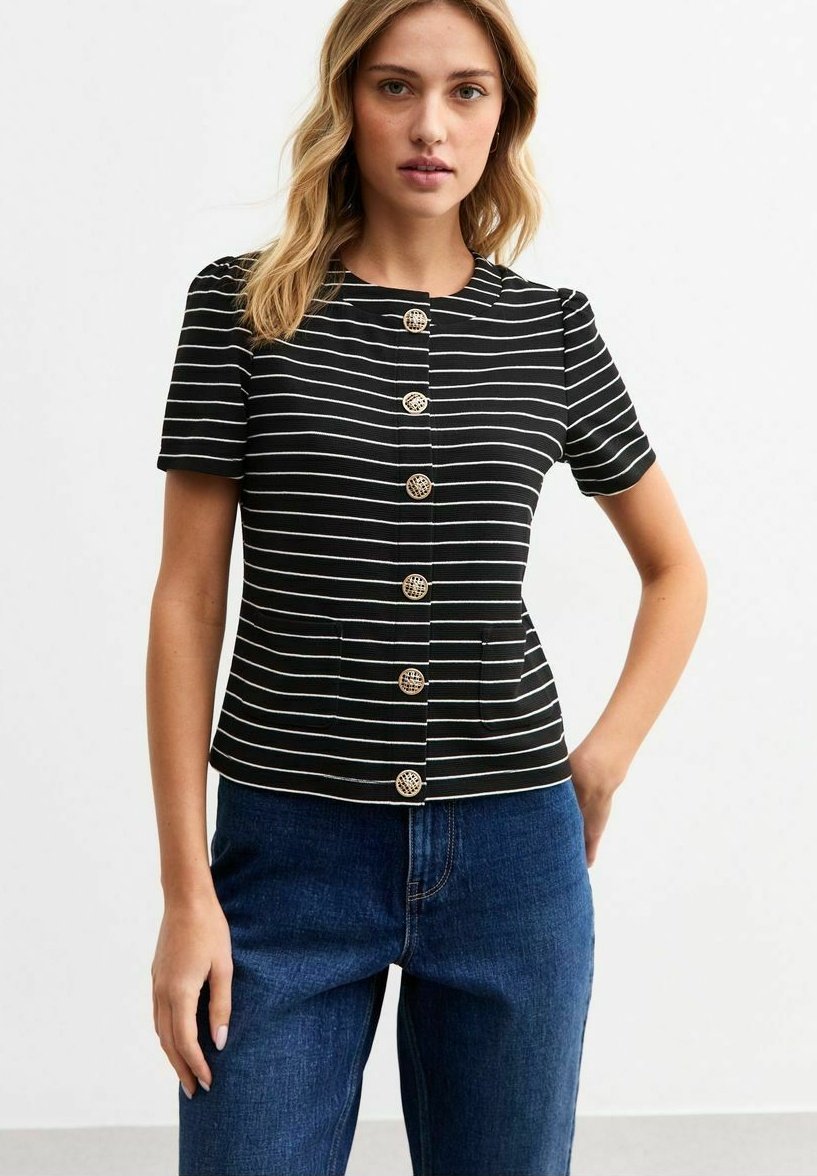 Блузка на пуговицах New Look, черный
Блузка на пуговицах New Look, черный