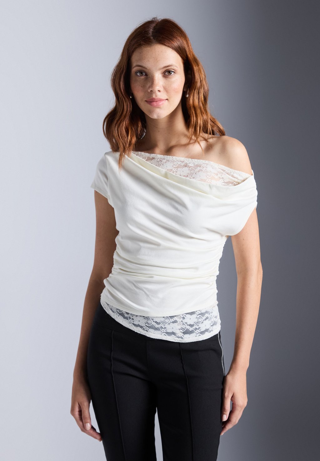 Базовая футболка Even&Odd, кремовый
Базовая футболка Even&Odd, кремовый