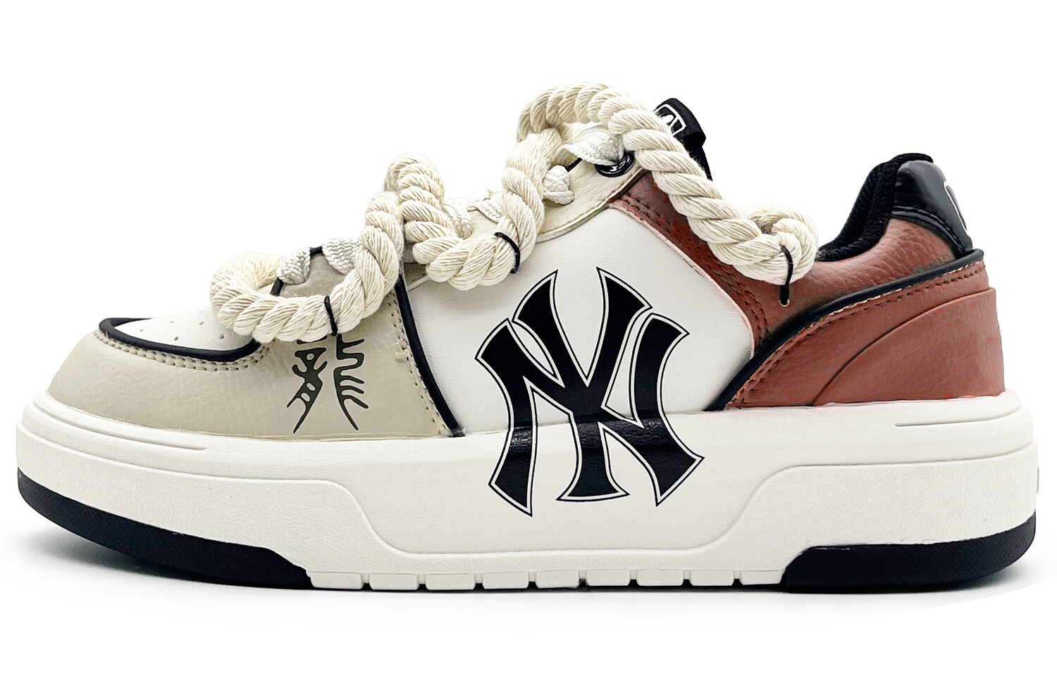 Кроссовки MLB Chunky Liner Skateboarding Shoes Unisex Low-top Beige/red/white, цвет Off White
Кроссовки MLB Chunky Liner Skateboarding Shoes Unisex Low-top Beige/red/white, цвет Off White