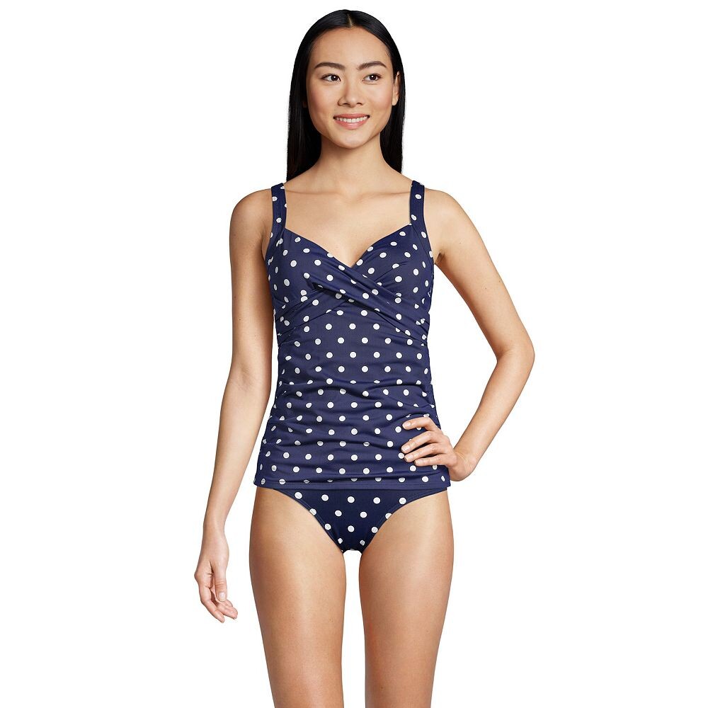 Женский купальник-топ танкини на косточках с завязками на концах Lands' End, цвет Deep Sea Polka Dot
Женский купальник-топ танкини на косточках с завязками на концах Lands' End, цвет Deep Sea Polka Dot