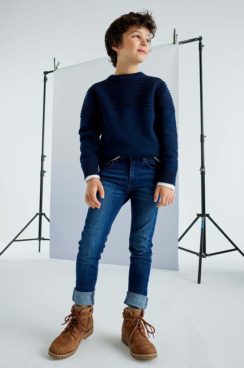 Детские джинсы Mayoral базовые джинсы узкого кроя, синий
Детские джинсы Mayoral базовые джинсы узкого кроя, синий