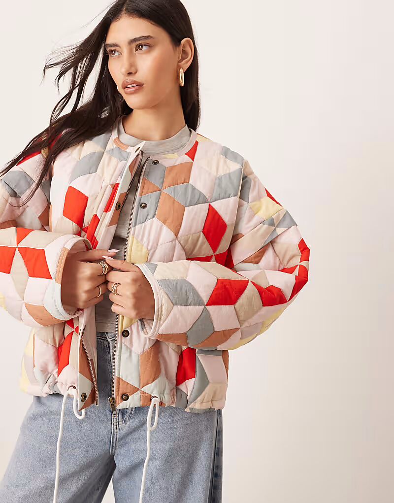 Стеганая куртка-бомбер ARRANGE с принтом в стиле пэчворк, Белый, Стеганая куртка-бомбер ARRANGE с принтом в стиле пэчворк
Стеганая куртка-бомбер ARRANGE с принтом в стиле пэчворк, Белый, Стеганая куртка-бомбер ARRANGE с принтом в стиле пэчворк