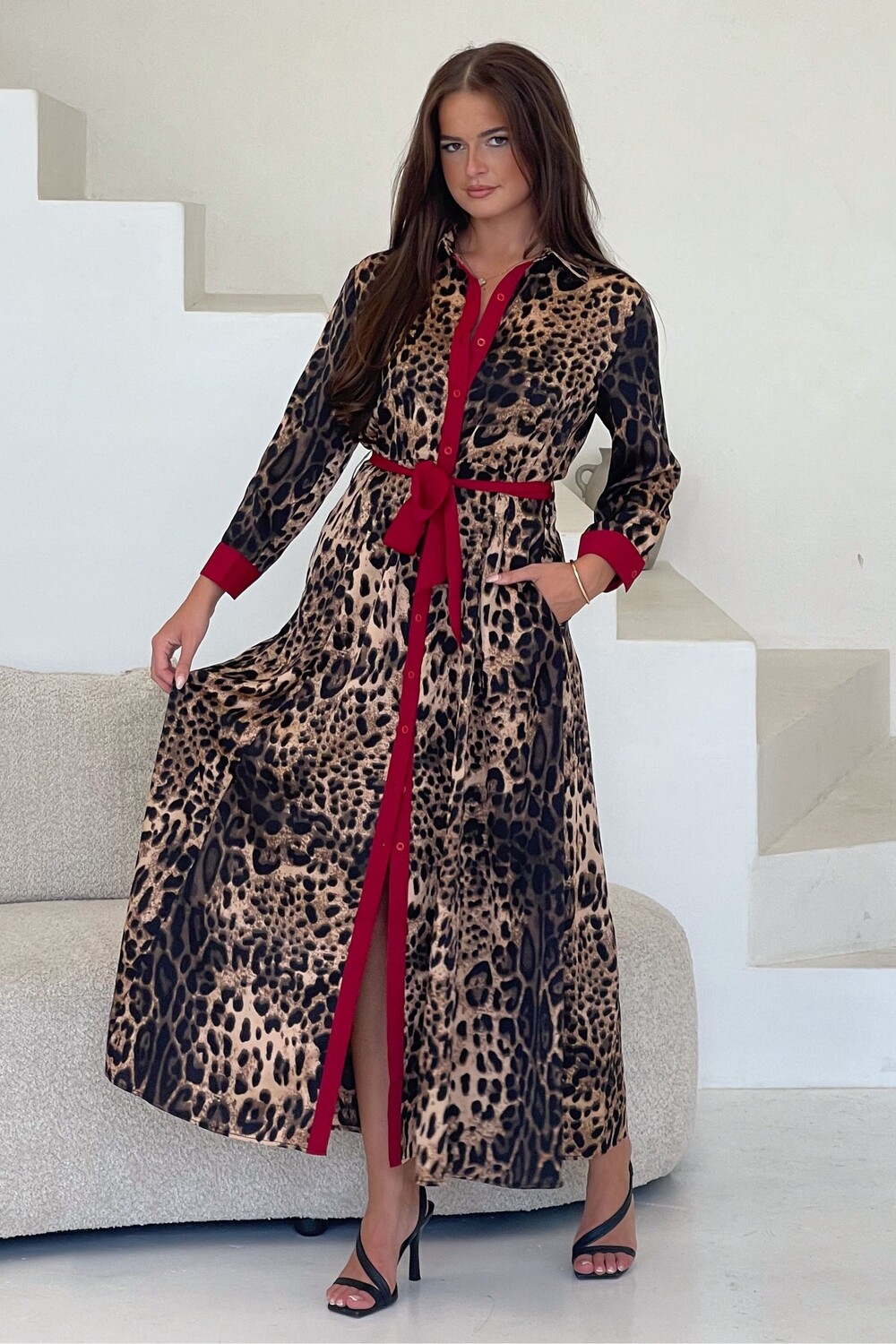 Платье рубашка миди Angela с отделкой кантом Girl In Mind, коричневый
Платье рубашка миди Angela с отделкой кантом Girl In Mind, коричневый