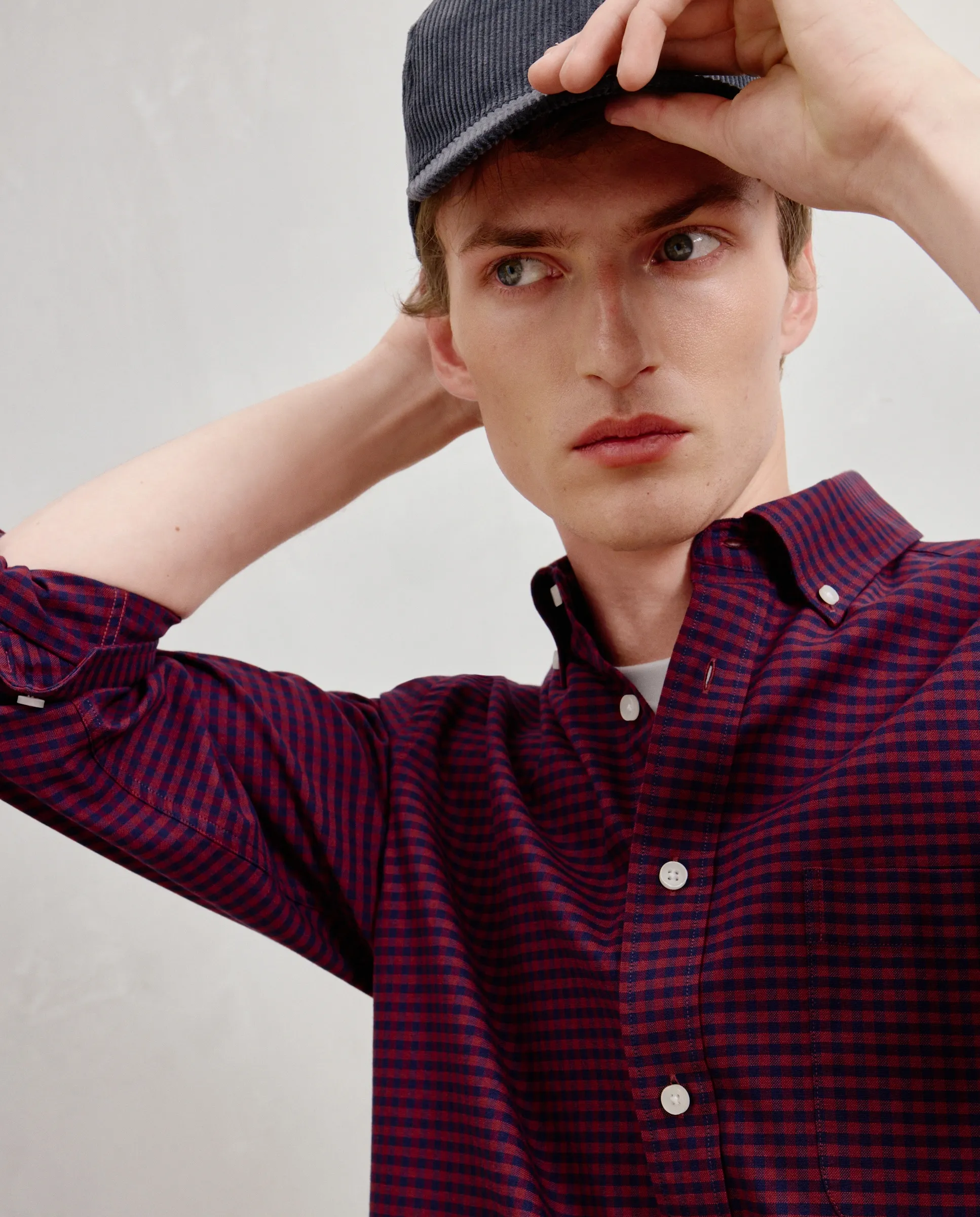 Мужская рубашка с длинным рукавом оксфорд в клетку виши классического кроя Dustin, бордовый
Мужская рубашка с длинным рукавом оксфорд в клетку виши классического кроя Dustin, бордовый