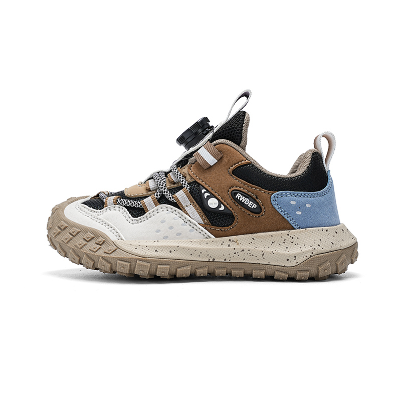 Противоскользящая износостойкая повседневная обувь для детей Izumi Chiryū, коричневый
Противоскользящая износостойкая повседневная обувь для детей Izumi Chiryū, коричневый