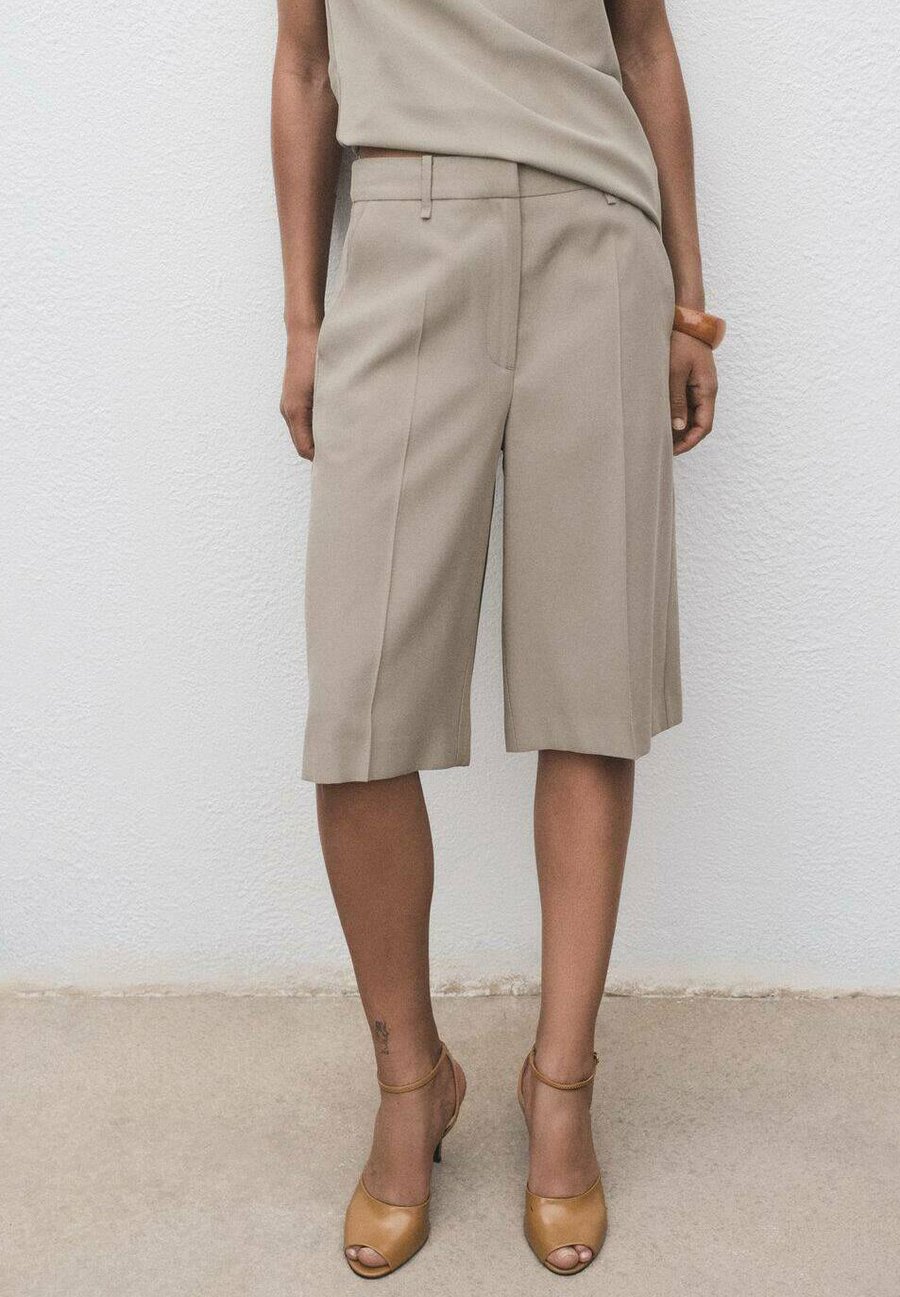 Шорты Mango MID-RISE BERMUDA, Grey
Шорты Mango MID-RISE BERMUDA, Grey