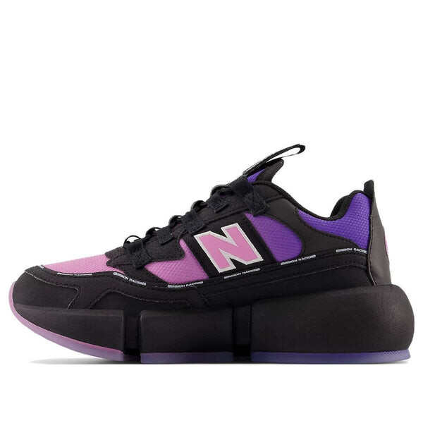 Кроссовки x jaden smith vision racer sunset chaser New Balance, черный
Кроссовки x jaden smith vision racer sunset chaser New Balance, черный