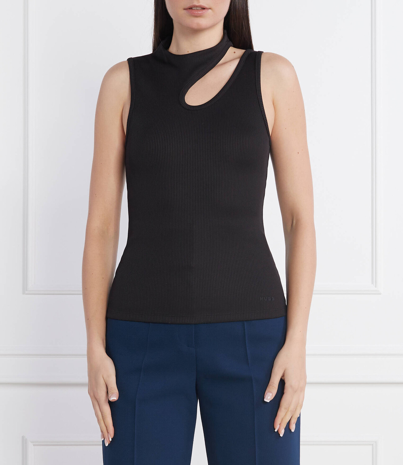 Топ HUGO draca slim fit, черный
Топ HUGO draca slim fit, черный