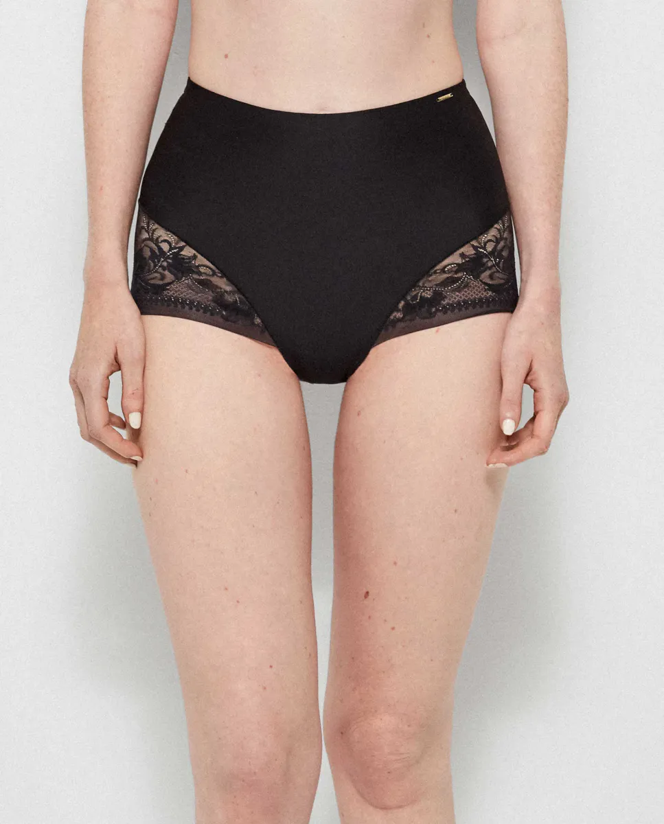 Высокие трусы с бесшовным эффектом запаха Gisela, черный
Высокие трусы с бесшовным эффектом запаха Gisela, черный