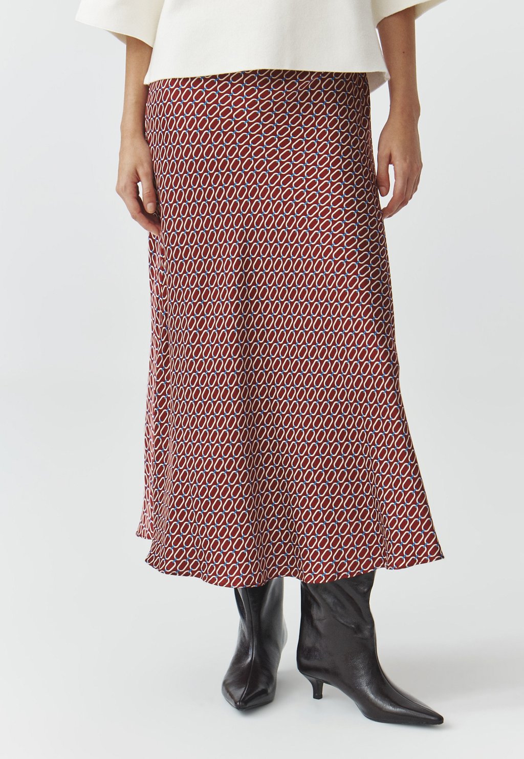 Юбка А-силуэта SATINI TATUUM, темно-красный
Юбка А-силуэта SATINI TATUUM, темно-красный