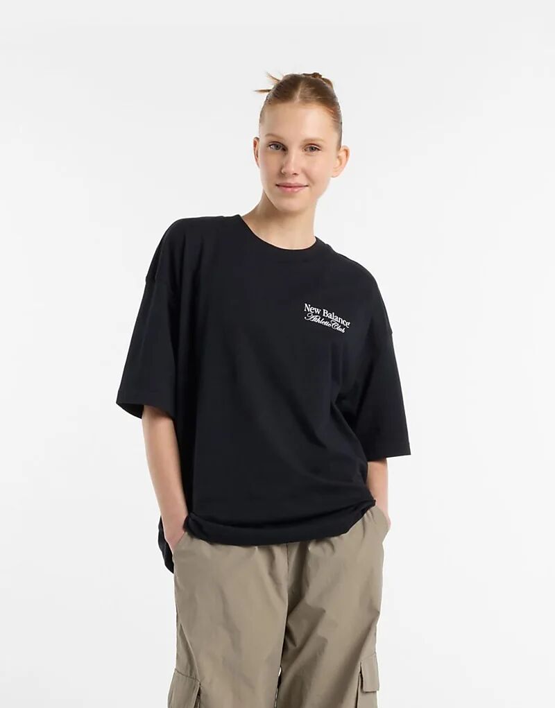 Футболка New Balance Linear с принтом оверсайз черного цвета
Футболка New Balance Linear с принтом оверсайз черного цвета
