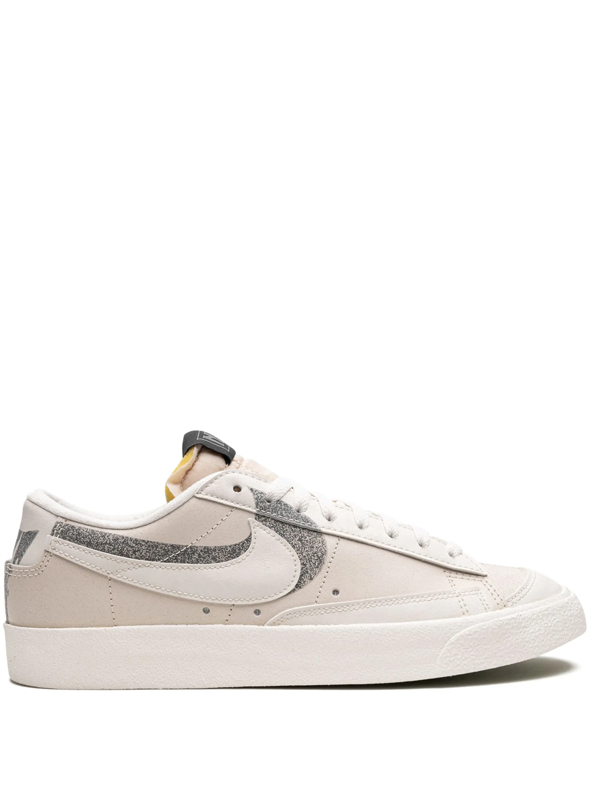 Кеды Blazer Low Nike, белый
Кеды Blazer Low Nike, белый