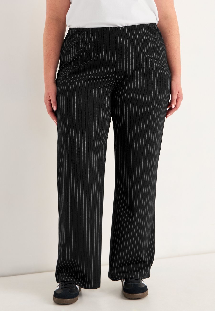 Брюки Cellbes of Sweden WITH STRAIGHT LEGS, Black Striped/Mottled Black
Брюки Cellbes of Sweden WITH STRAIGHT LEGS, Black Striped/Mottled Black