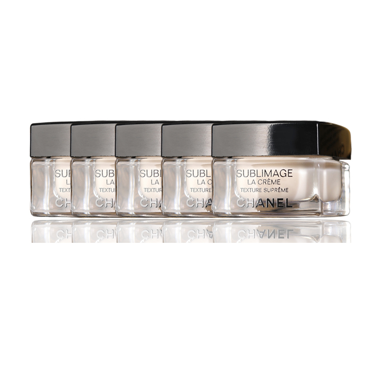 CHANEL Набор пробников Luxury Style Pure Gold Diamond эссенция-крем увлажняет и питает 5g
CHANEL Набор пробников Luxury Style Pure Gold Diamond эссенция-крем увлажняет и питает 5g