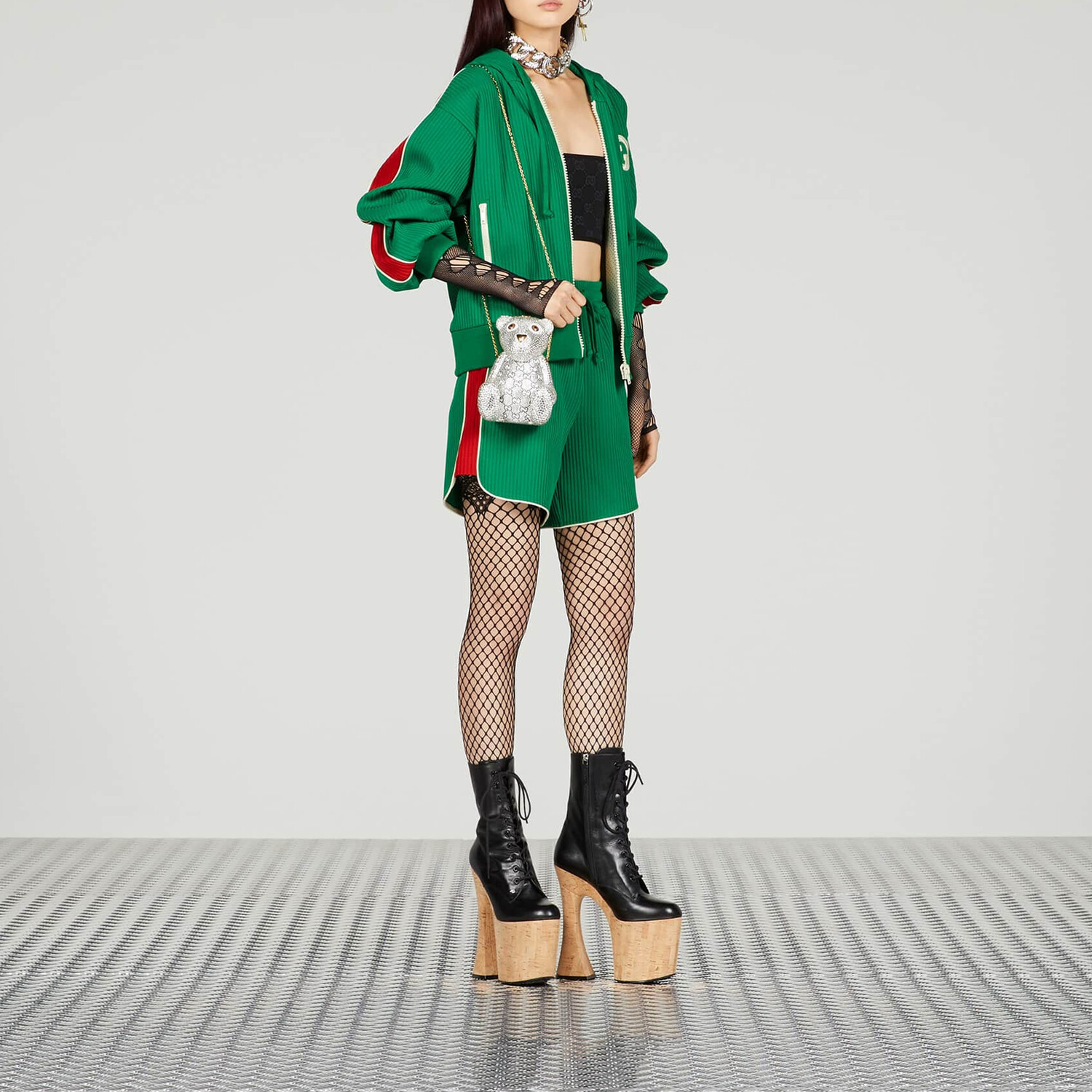 Повседневные шорты женские зеленые Gucci
Повседневные шорты женские зеленые Gucci