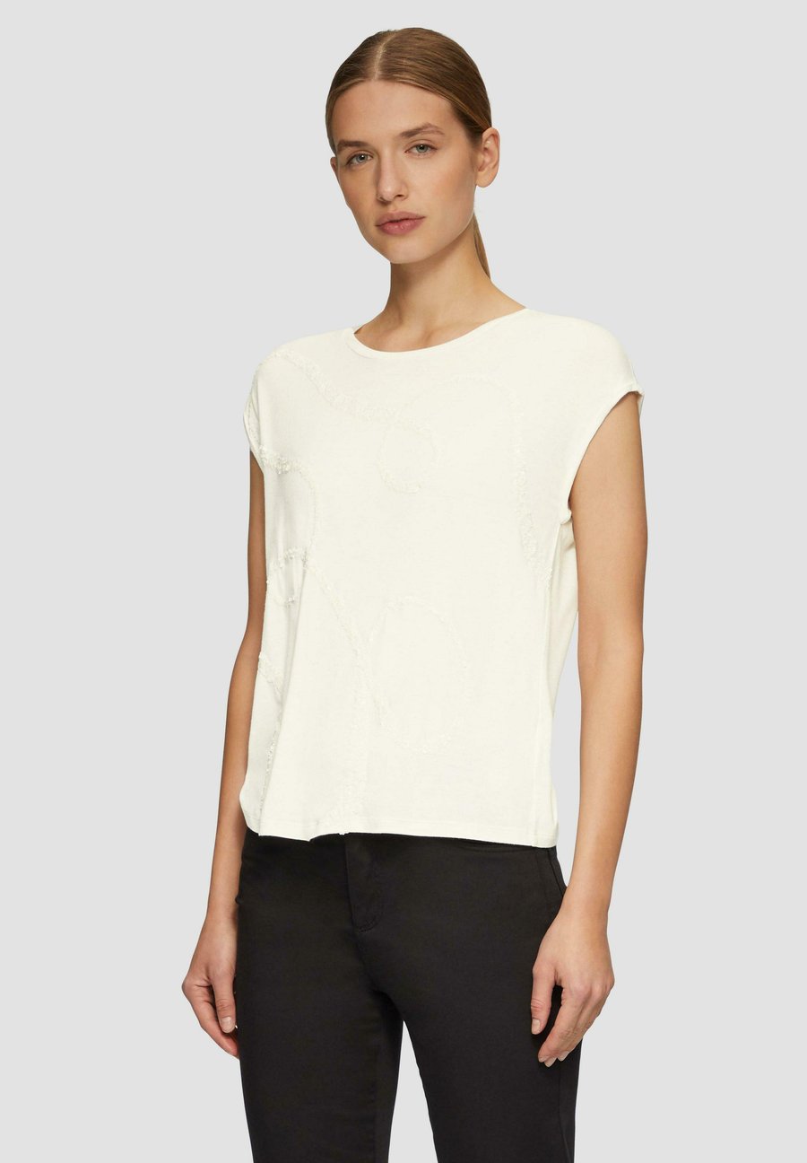 Футболка s.Oliver BLACK LABEL MIT PAILLETTEN, Ecru/Off-White, Белый, Футболка s.Oliver BLACK LABEL MIT PAILLETTEN, Ecru/Off-White
Футболка s.Oliver BLACK LABEL MIT PAILLETTEN, Ecru/Off-White, Белый, Футболка s.Oliver BLACK LABEL MIT PAILLETTEN, Ecru/Off-White