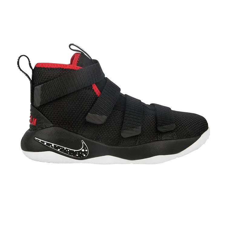 Кроссовки Nike Lebron Soldier 11 PS, черный
Кроссовки Nike Lebron Soldier 11 PS, черный