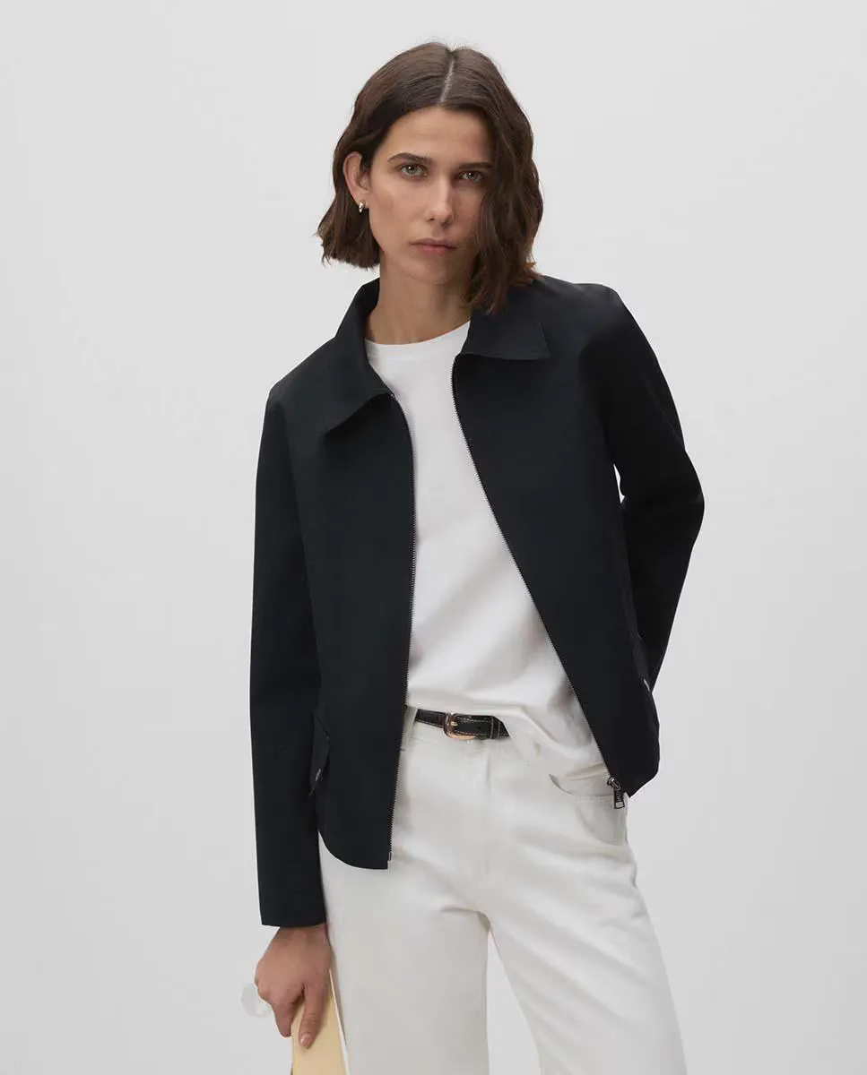 Короткая техническая женская куртка Simorra, черный
Короткая техническая женская куртка Simorra, черный