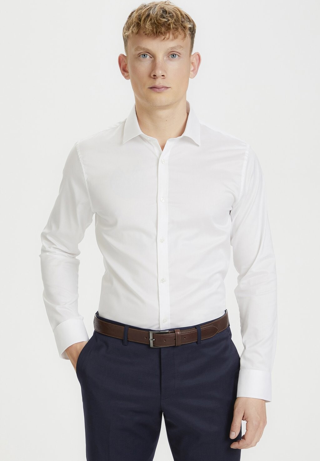 Ремень ESSINOT Matinique, цвет dk brown
Ремень ESSINOT Matinique, цвет dk brown