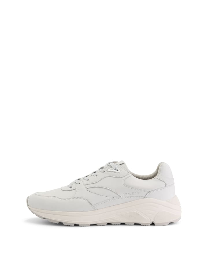 Кроссовки на шнуровке TRAVELIN', белый
Кроссовки на шнуровке TRAVELIN', белый