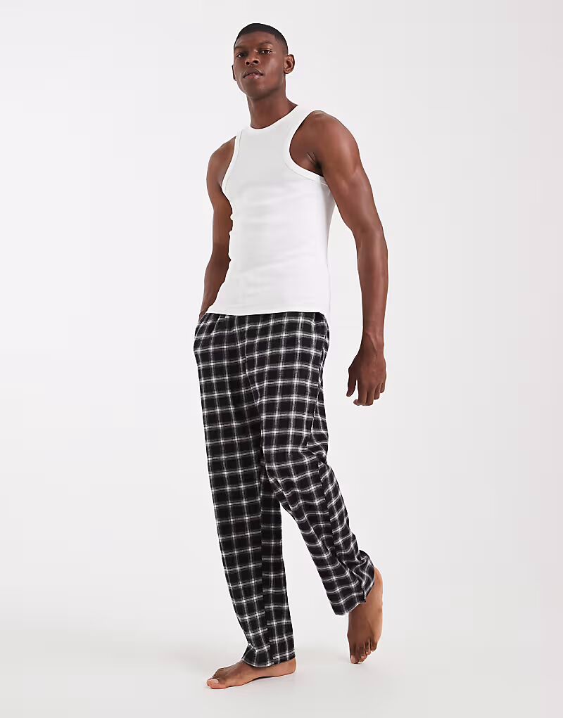 Пижамные штаны в черную клетку New Look
Пижамные штаны в черную клетку New Look