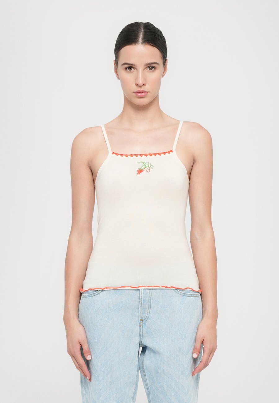 Топ Helmstedt ANDREA STRAP, Buttercream/Off-White
Топ Helmstedt ANDREA STRAP, Buttercream/Off-White