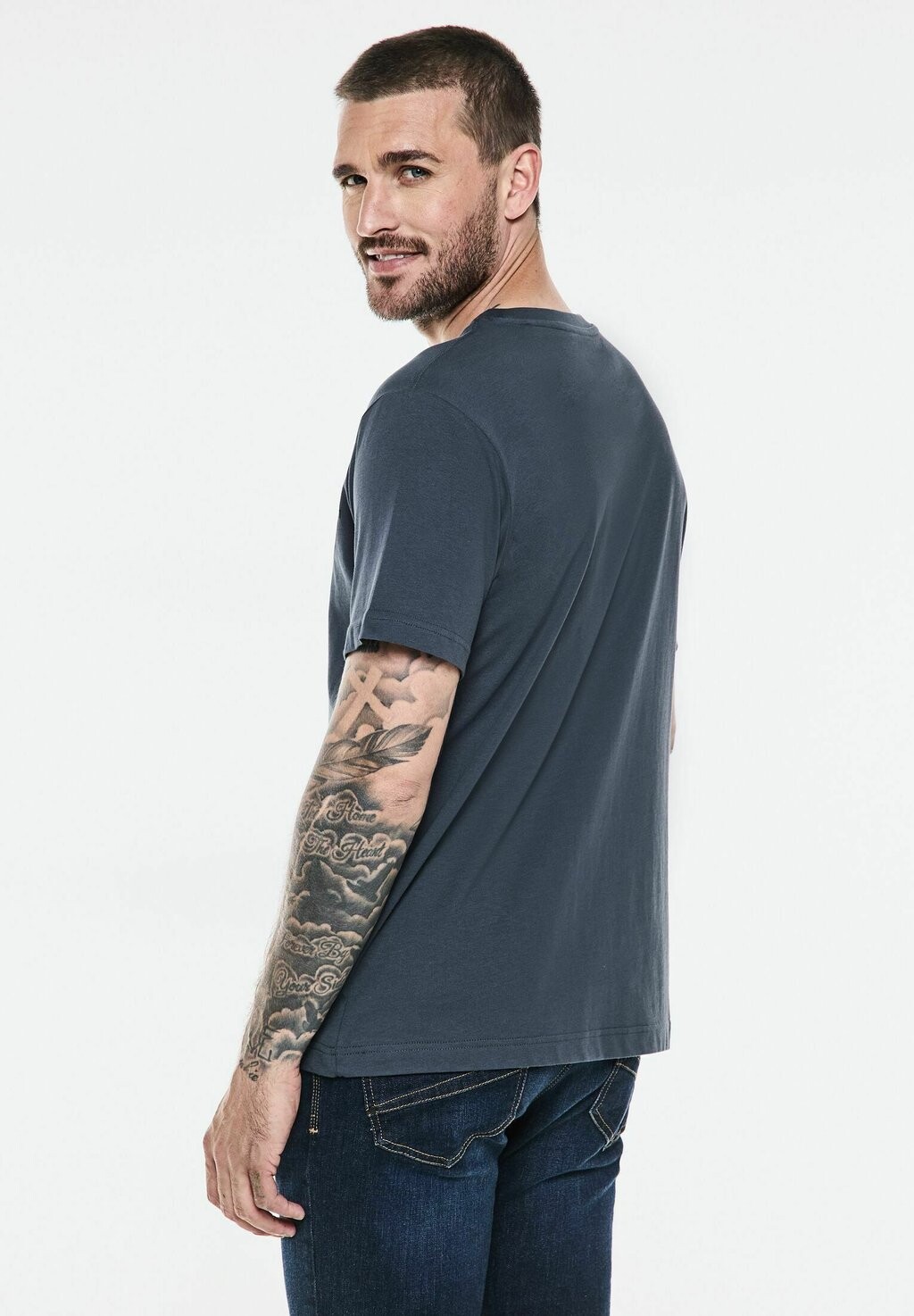 Футболка с принтом Street One MEN, темно-синий
Футболка с принтом Street One MEN, темно-синий