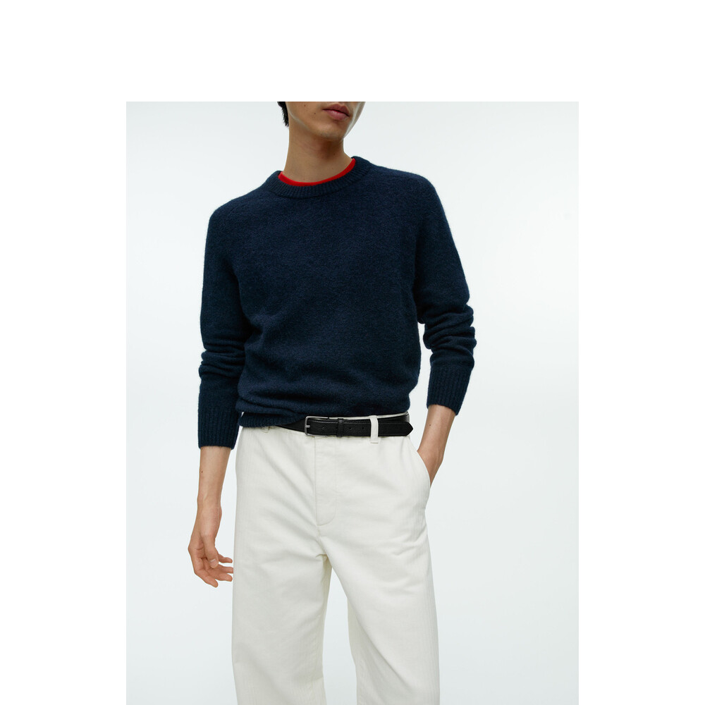 Ремень мужской Arket с квадратной пряжкой, черный
Ремень мужской Arket с квадратной пряжкой, черный